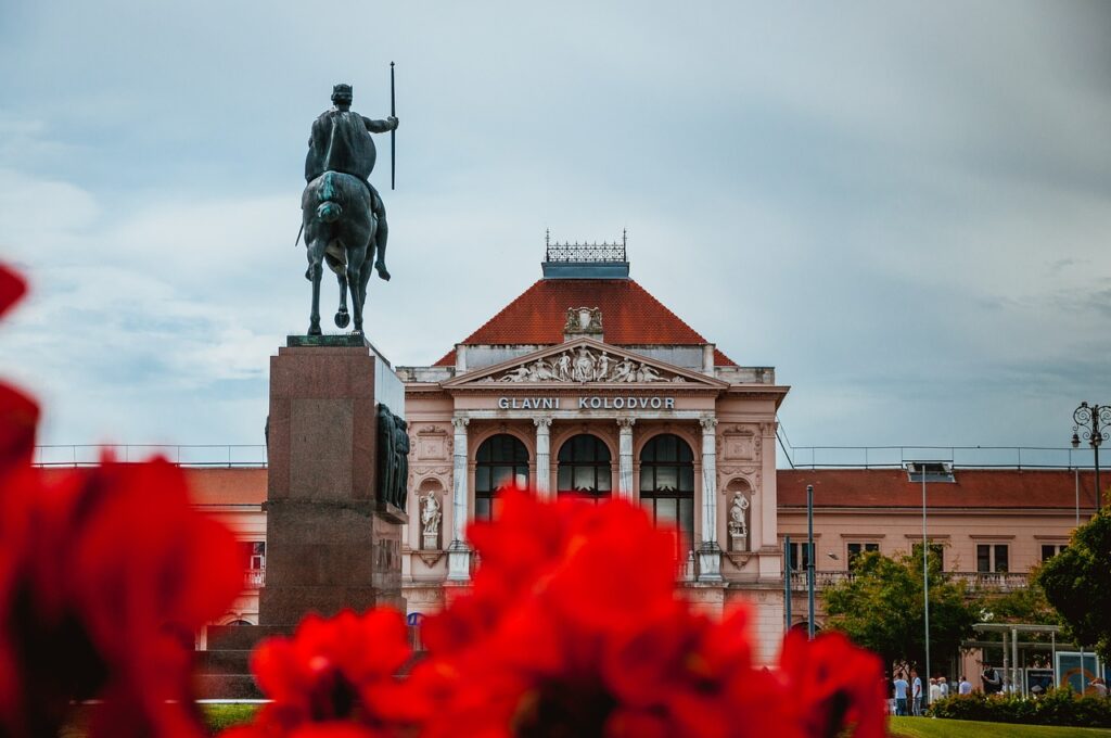 zagreb, building, architecture-5535130.jpg